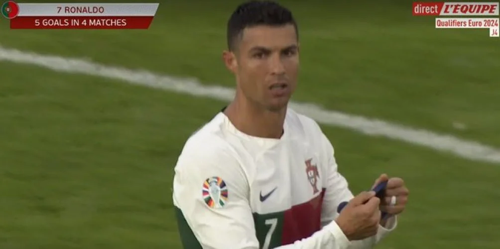 Гол Роналду принес Португалии победу над Исландией на выезде